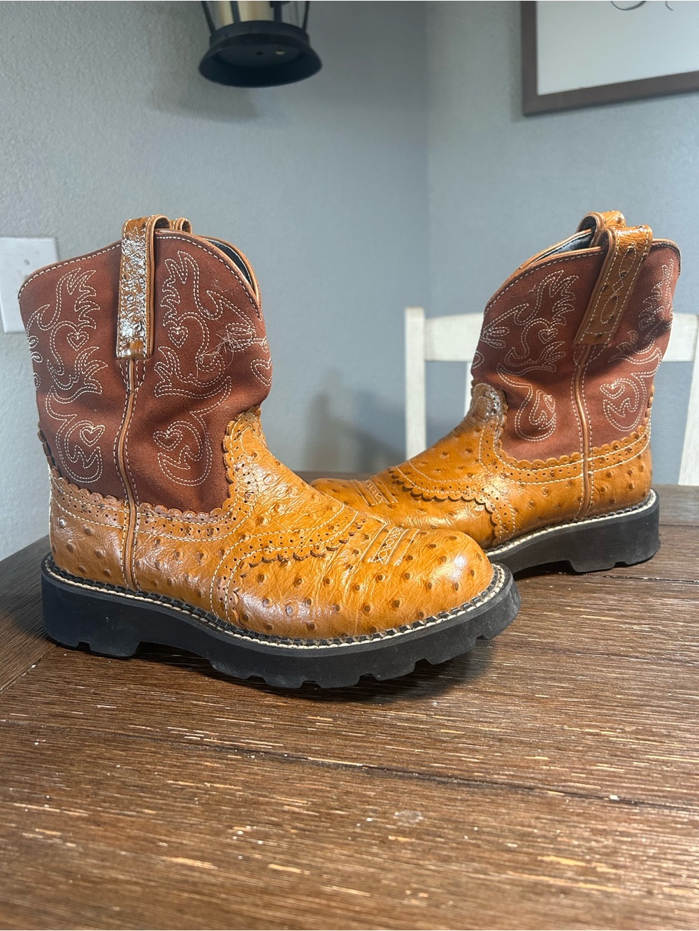 Ariat Fatbaby Ostrich Print sweater Boots size 7.5 - Picture 2 of 15